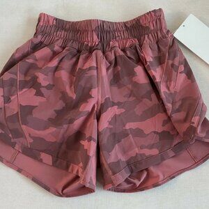 NWT Lululemon Track That MR Lined Short - 4, 5", Mid Rise, Camo Brier Rose Multi